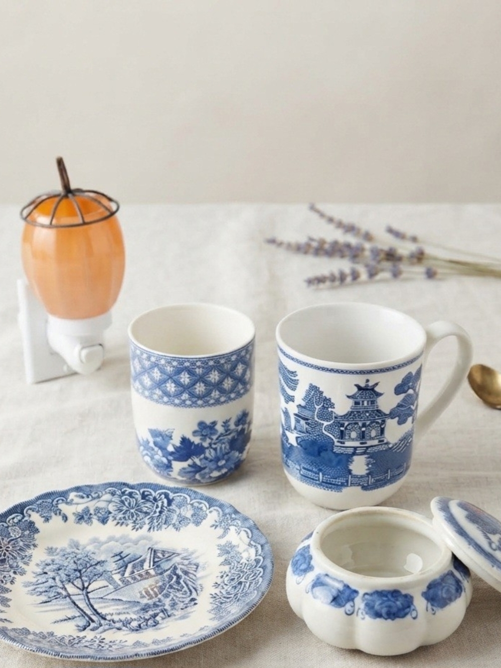 Blue & White Tea Mug and Plate Set - Classic Floral & Scenic Pattern Collectors